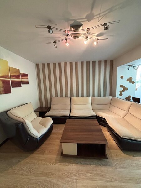 Timpuri Noi, Tineretului, Sincai, bloc 1995,